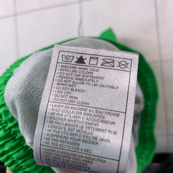 Nike Shorts Womens Small Green Athletic Running Activewear Gym Hiking Casual - Picture 5 of 12